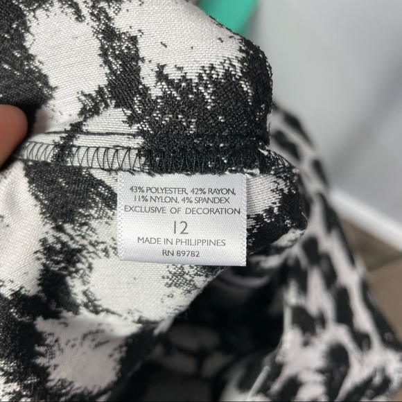 NATORI snow leopard print midi dress Sz 12 - Picture 15 of 15